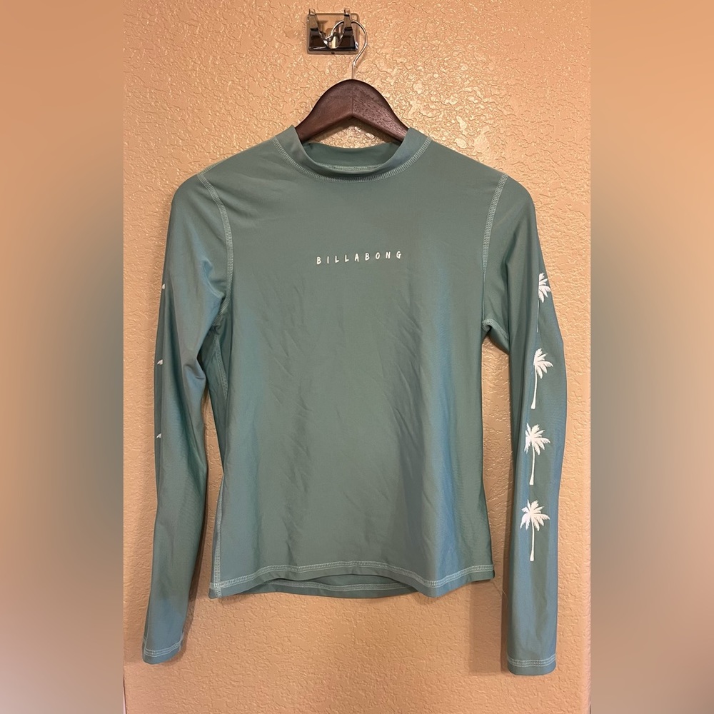 Billabong Women's Long Sleeve Rash Guard Tee
